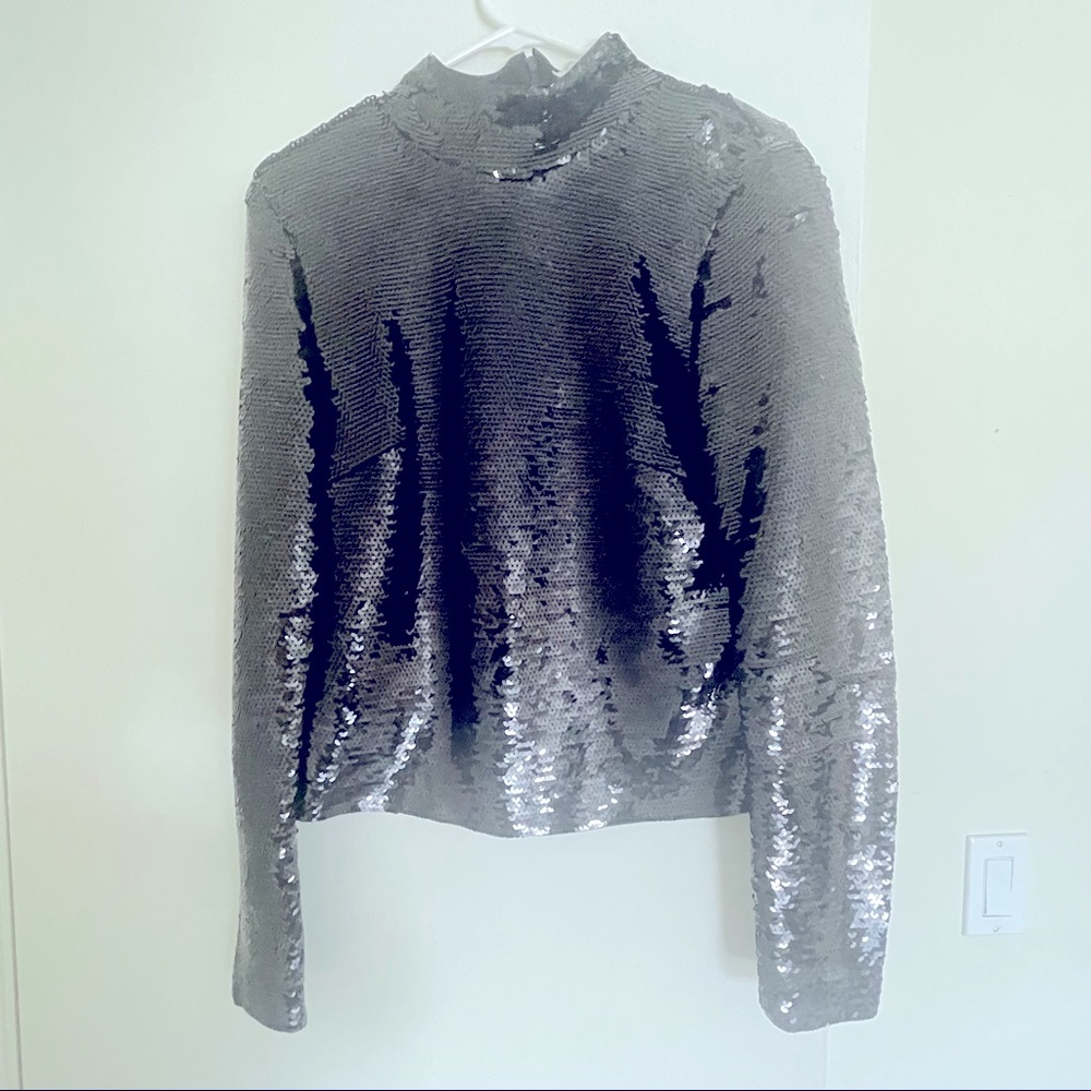 New FRAME with tags, sz L fits like medium, sequin top.